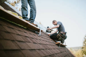Local Roofers in Moon Twp, PA